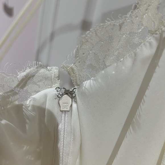 H&M’s Lace Romper - Picture 4 of 4